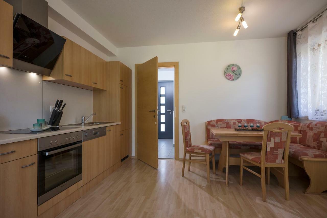 Appartement Haus Natalie à Tux Extérieur photo